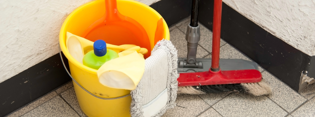 Right Equipment & Tested Cleaning solutions Right Equipment & Tested Cleaning solutions